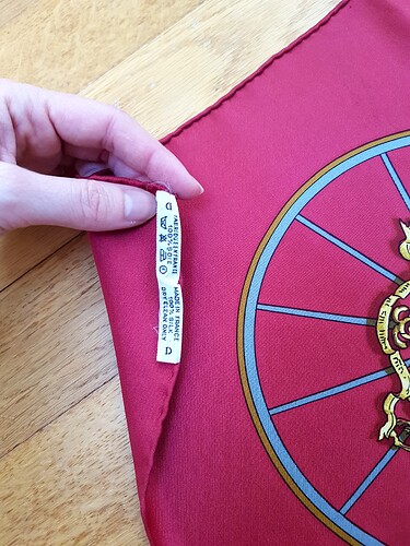 HERMES_carre_spring_07